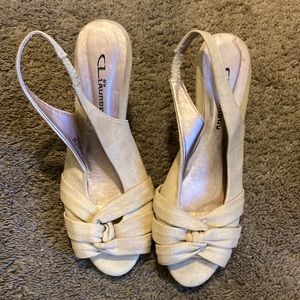 Golden fabric sandals💛🧡